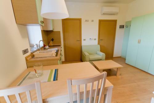 Zoi Apartments