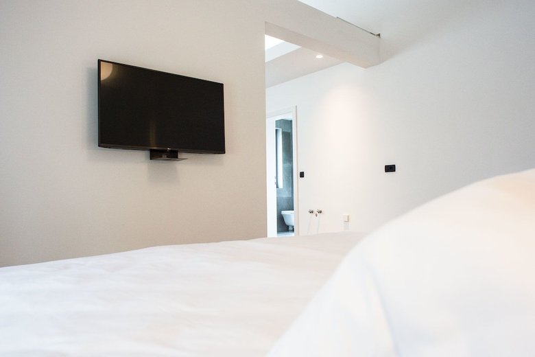 Vault Hotel