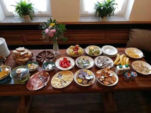 Hostal Guesthouse Macesen
