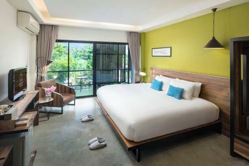 Amphawa Na Non Hotel & Spa
