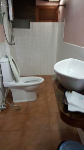 Hotel Ruean Mai Chai Khlong