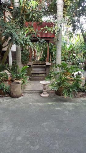 Hotel Ruean Mai Chai Khlong