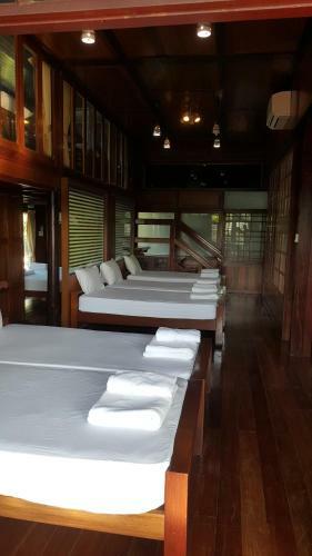 Hotel Ruean Mai Chai Khlong