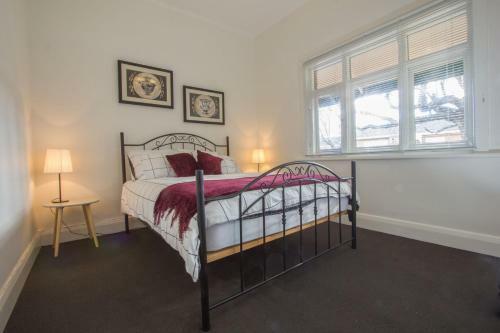 Cowan Street Bungalow