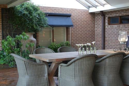 Bed & Breakfast The Willows B N B
