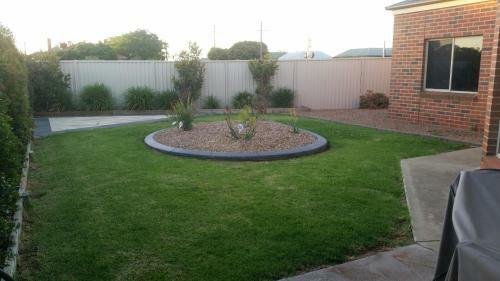 Numurkah Apartments - The Saxton