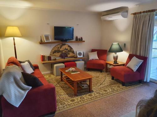 Hostal Oaktree Guest House