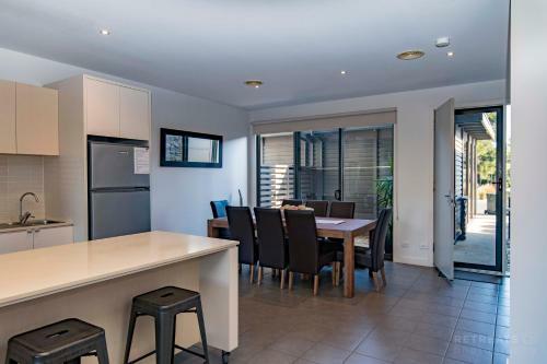 Villa 20 Coast Drive Torquay