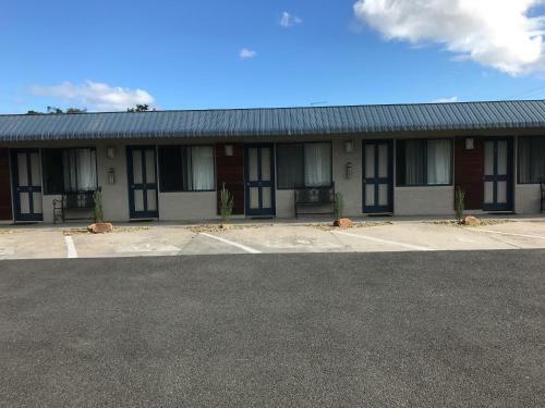 Rosebud Motel