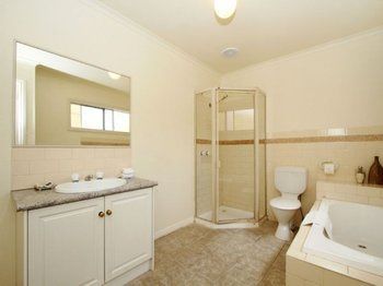 Hotel Moonee Valley Views Apartments