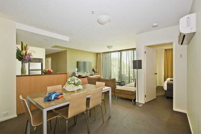 Hotel Quest Flemington Serviced Apartments