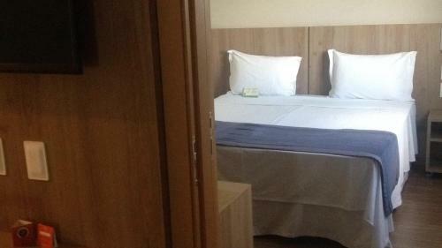 Ives Hotel