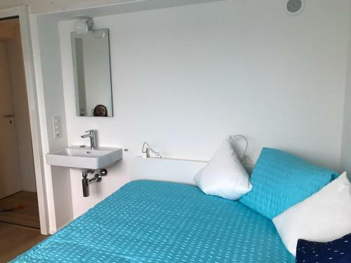 Hostal S&s Osttor (sleep&smile Osttor)