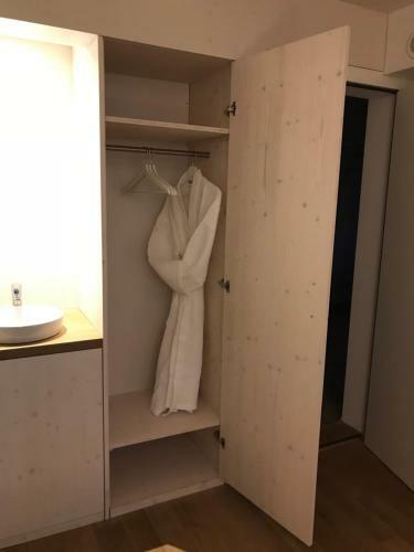 Hostal S&s Osttor (sleep&smile Osttor)