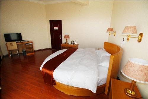 Junyi Hotel Dali Xiangyun Country Caiyun Road