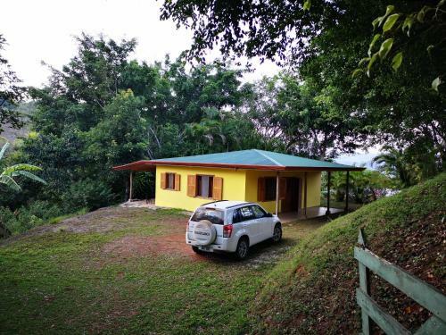 Lodge Blue Bungalow