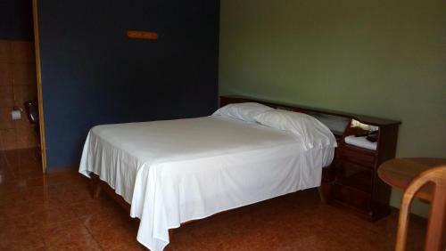 Hotel Cabinas El Tropico
