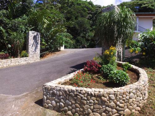Summerland Apartments