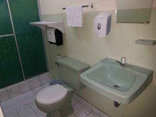 Hotel Y Cabinas El Sue�o