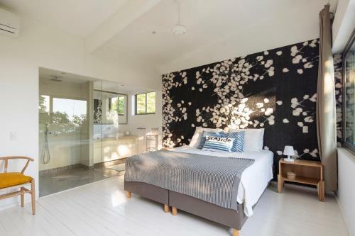 Panavision Villas