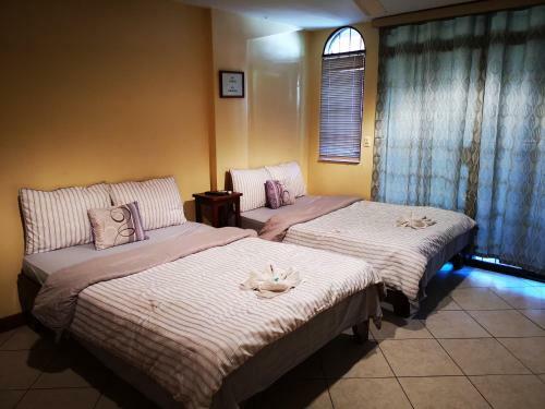 Hostal Cabinas Confort Puntarenas