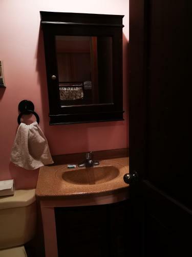 Hostal Cabinas Confort Puntarenas