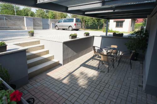 Apartm�ny Jind?ich?v Hradec