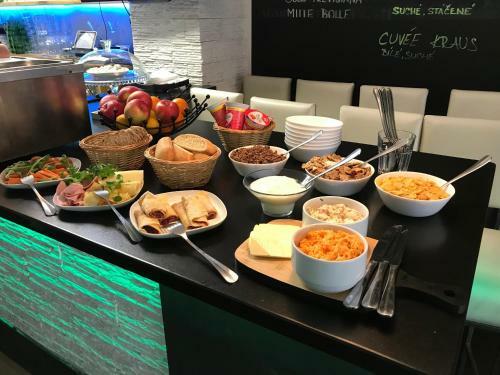 Hostal Apartm�ny Caffe & Grill