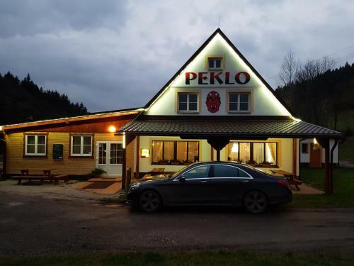 Hostal Pension Peklo