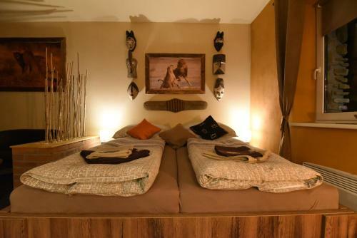 Hostal Cheetah Holiday Club