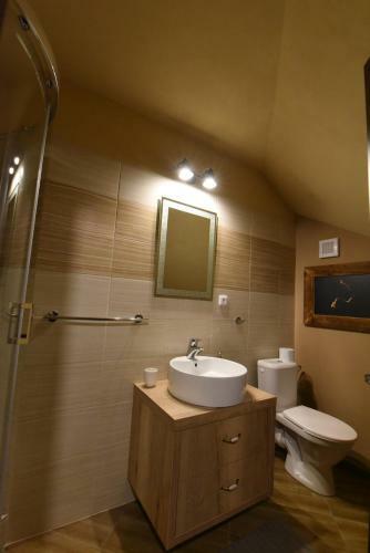 Hostal Cheetah Holiday Club