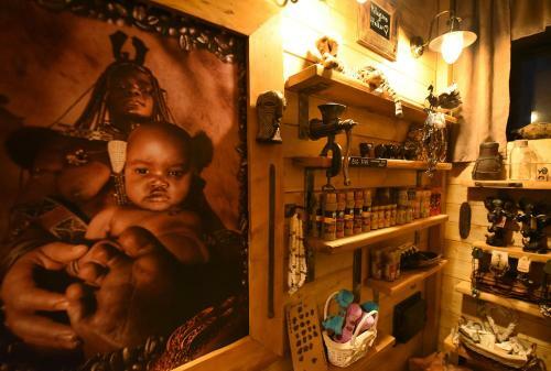 Hostal Cheetah Holiday Club