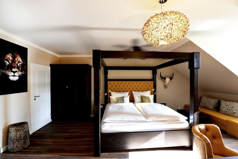 Moments Boutique Hotel