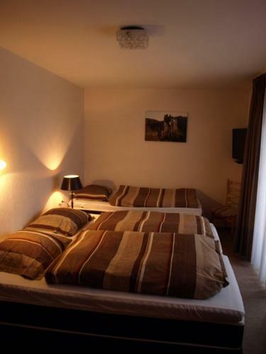Bed & Breakfast Bnb Eifelpension Br�ckenschenke