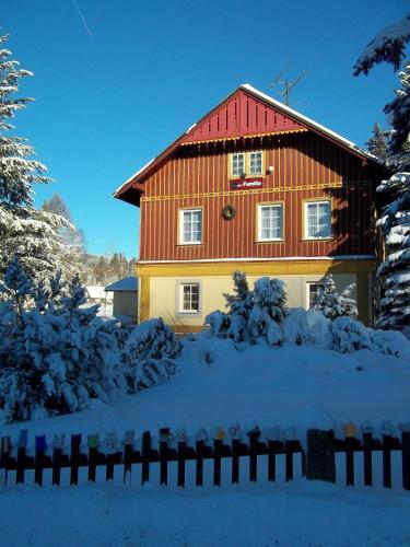 Hostal Pension Familia