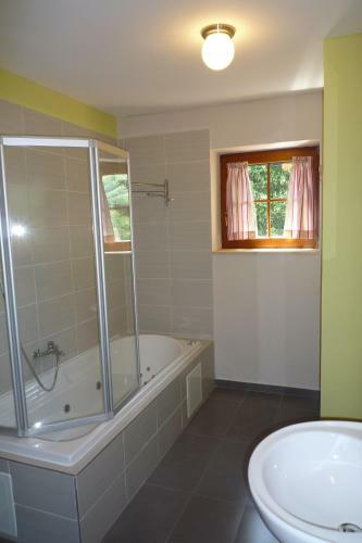 Hostal Chalet H?ebenka
