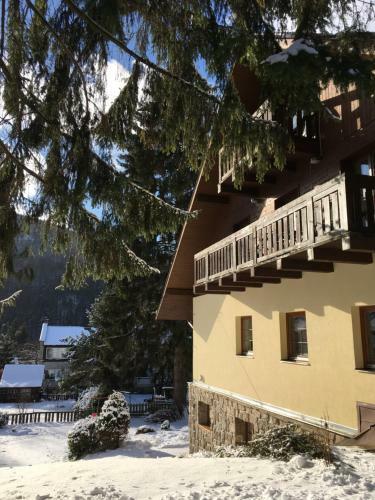 Hostal Chalet H?ebenka
