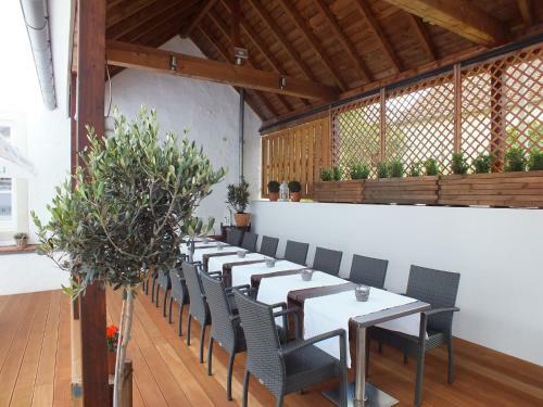 Hostal Rezas Bistro Restaurant G�stehaus