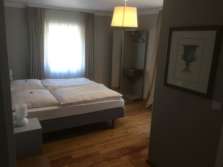 Hotel & Restaurant "zur Moselterrasse"