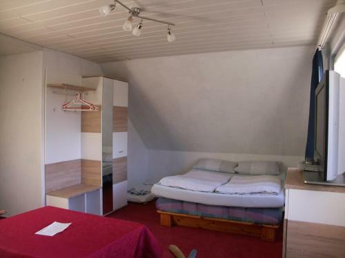 Hostal Waldpension Zum Felsenkeller