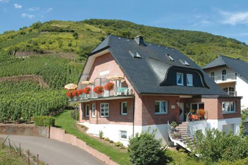 Hostal Wein Und G�stehaus Scheid