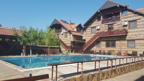Hostal Apartments Dan Dar