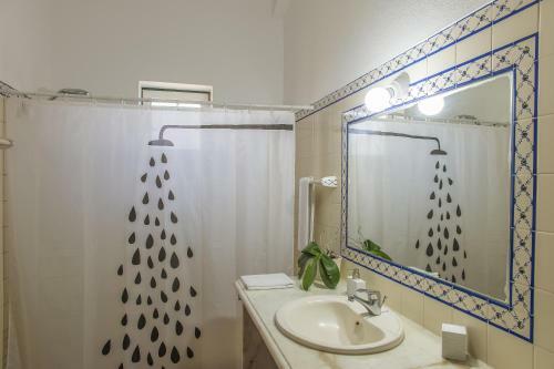Hostal Monte Mac�rio Alojamento Local