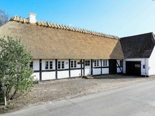 Two-bedroom Holiday Home In Faaborg 5