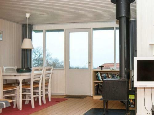 Holiday Home Glesborg X