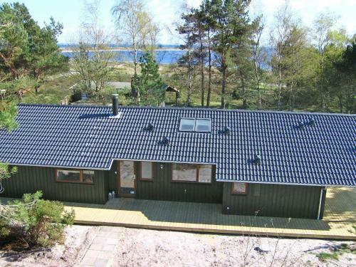 Three-bedroom Holiday Home In R�rvig 1