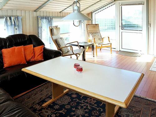 Four-bedroom Holiday Home In Ringk�bing 14