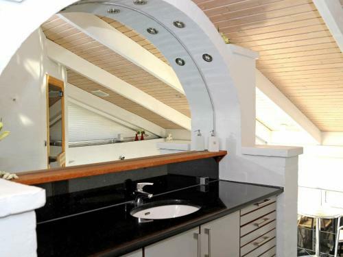 Four-bedroom Holiday Home In Ringk�bing 3