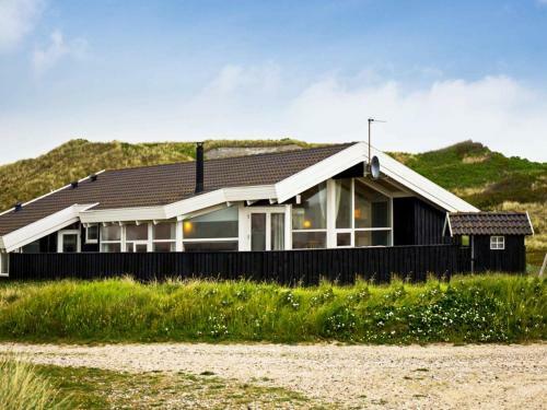 Four-bedroom Holiday Home In Ringk�bing 3