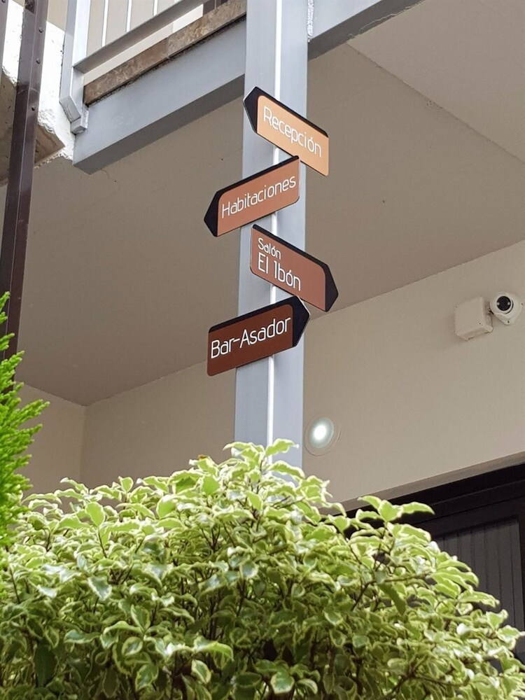 Hotel Asador O Callej�n De Belchite